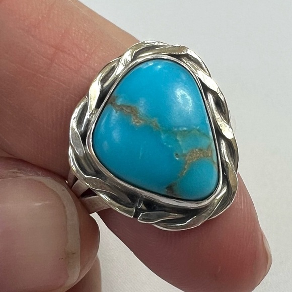 Native American Vintage Sterling Silver Turquoise Ring - Picture 15 of 16